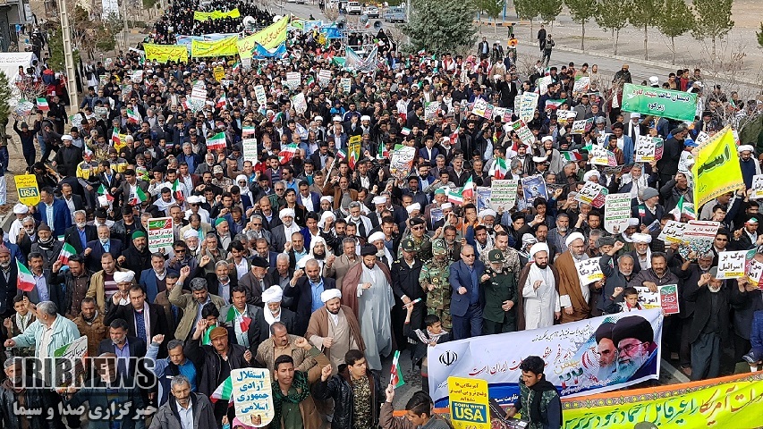 حضور گسترده اقشار مختلف استان در راهپیمایی 22 بهمن