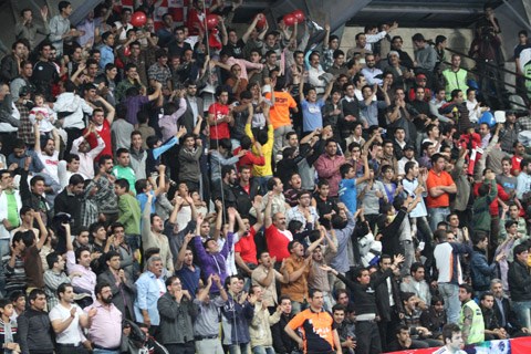 دستور رفع محرومیت تماشاگران باشگاه گیتی پسند