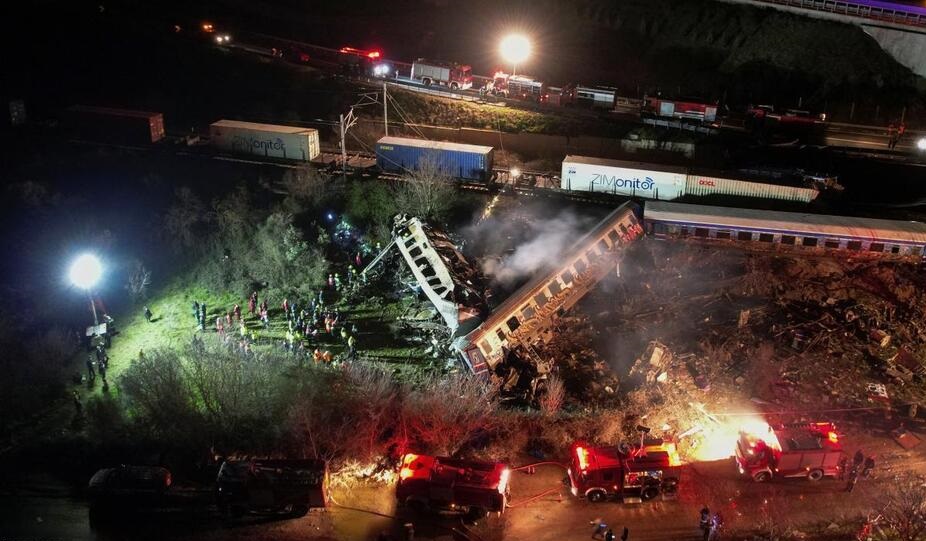 برخورد مرگبار دو قطار در یونان+ تصاویر برخورد مرگبار دو قطار در یونان+ تصاویر