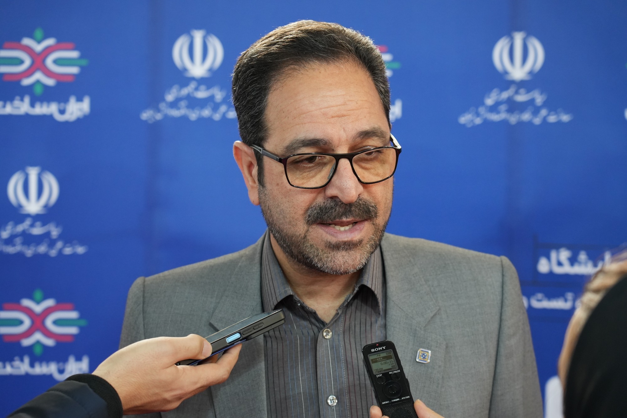 ضمانت‌نامه پیش‌پرداخت شرکت‌های دانش‌بنیان خارج از نوبت صادر می‌شود  (ویترین / منبع: معاونت علمی ریاست جمهوری)