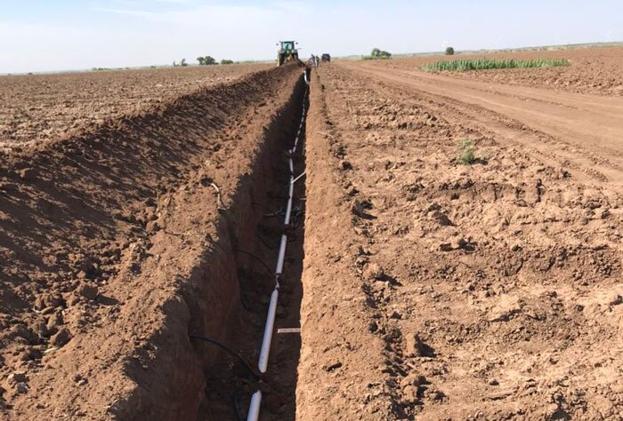 کاشت لوبیا به روش زیر سطحی در شهرستان خنداب