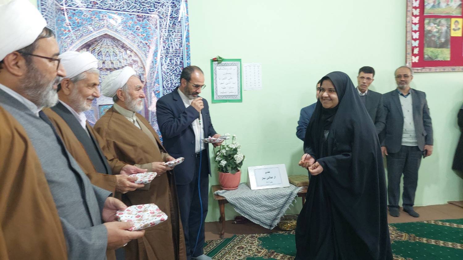 تجلیل از ۱۴۷ دانش آموز فعال در امر اقامه نماز در بردسکن