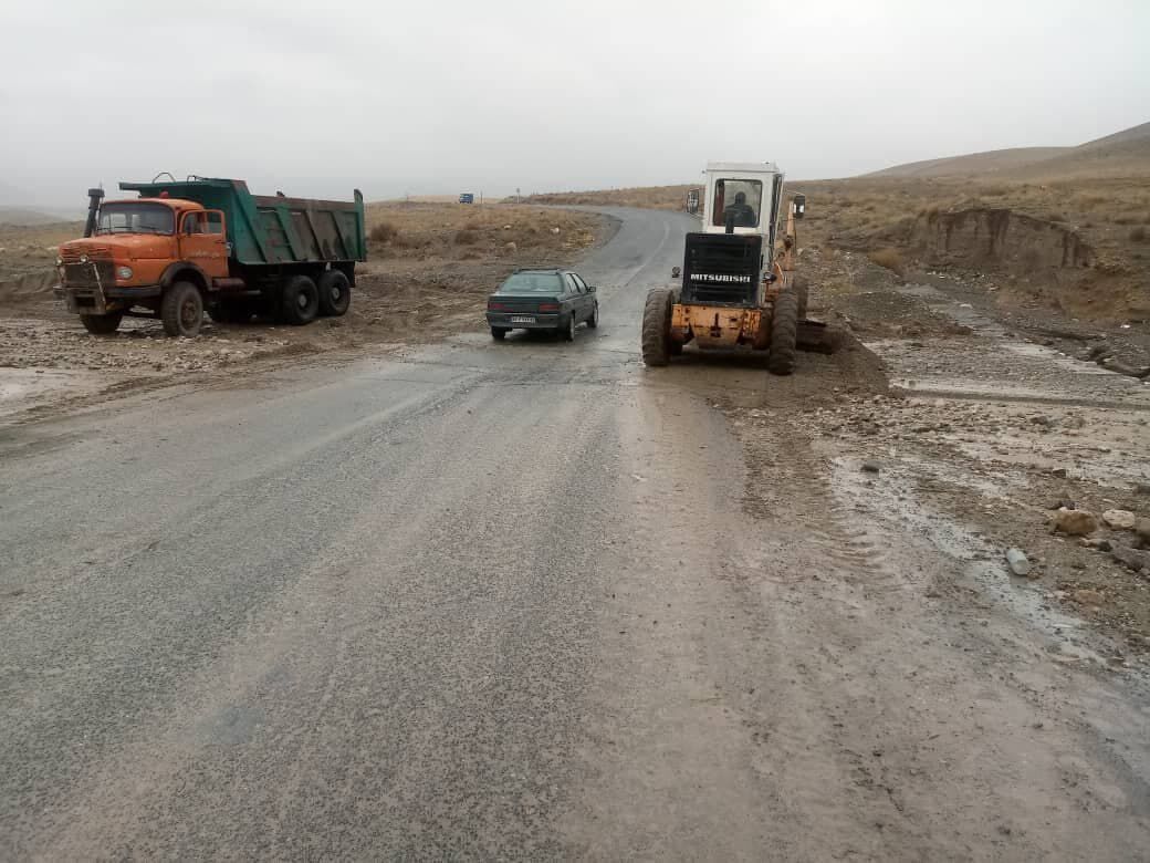 بازگشایی ۶ راه مسدود در خراسان رضوی