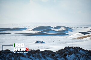 بارش برف در کویر یزد