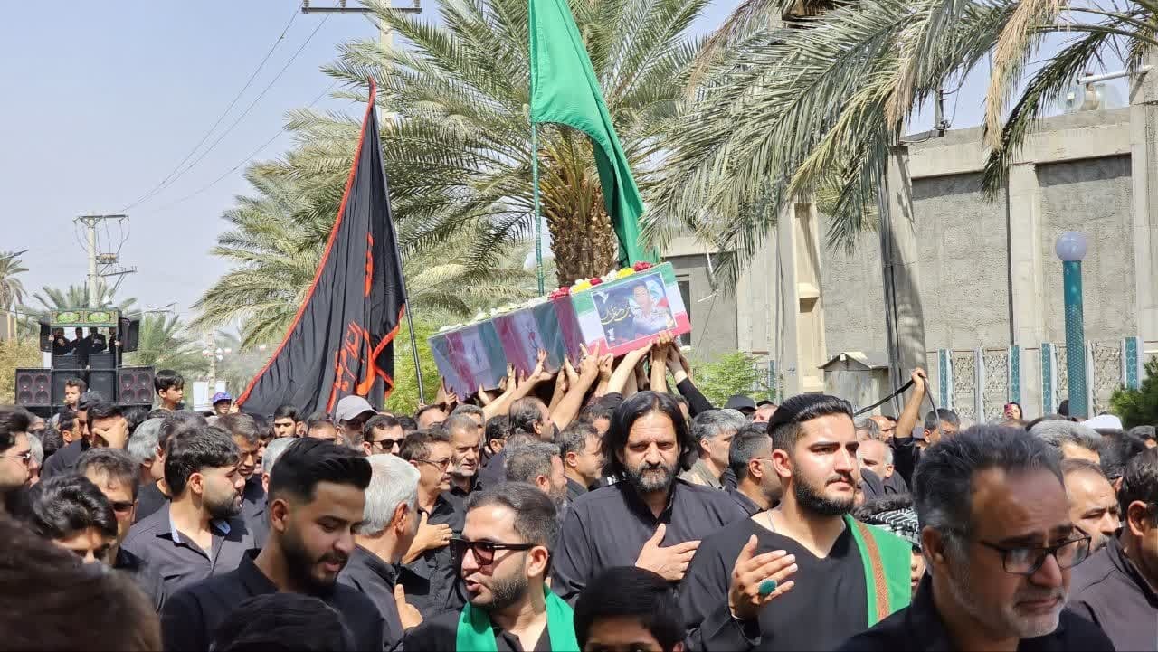 تشییع پیکر مطهر سرباز شهید یاسین دهستانی در بافق