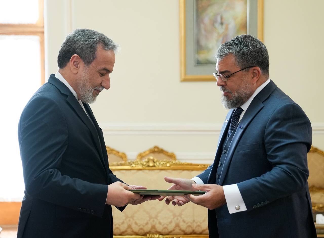 تسلیم استوارنامه سفیر جدید برزیل