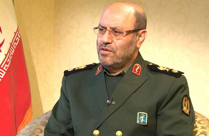 ملت ایران اهل عقب‌نشینی و تسلیم نیست