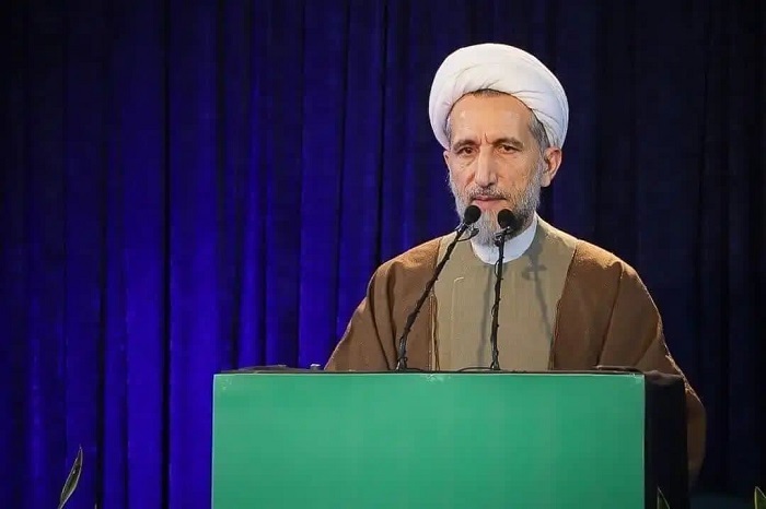ایمان و اعتقاد مردم یکی از مهمترین دلایل عزت و اقتدار امروز ایران اسلامی است.