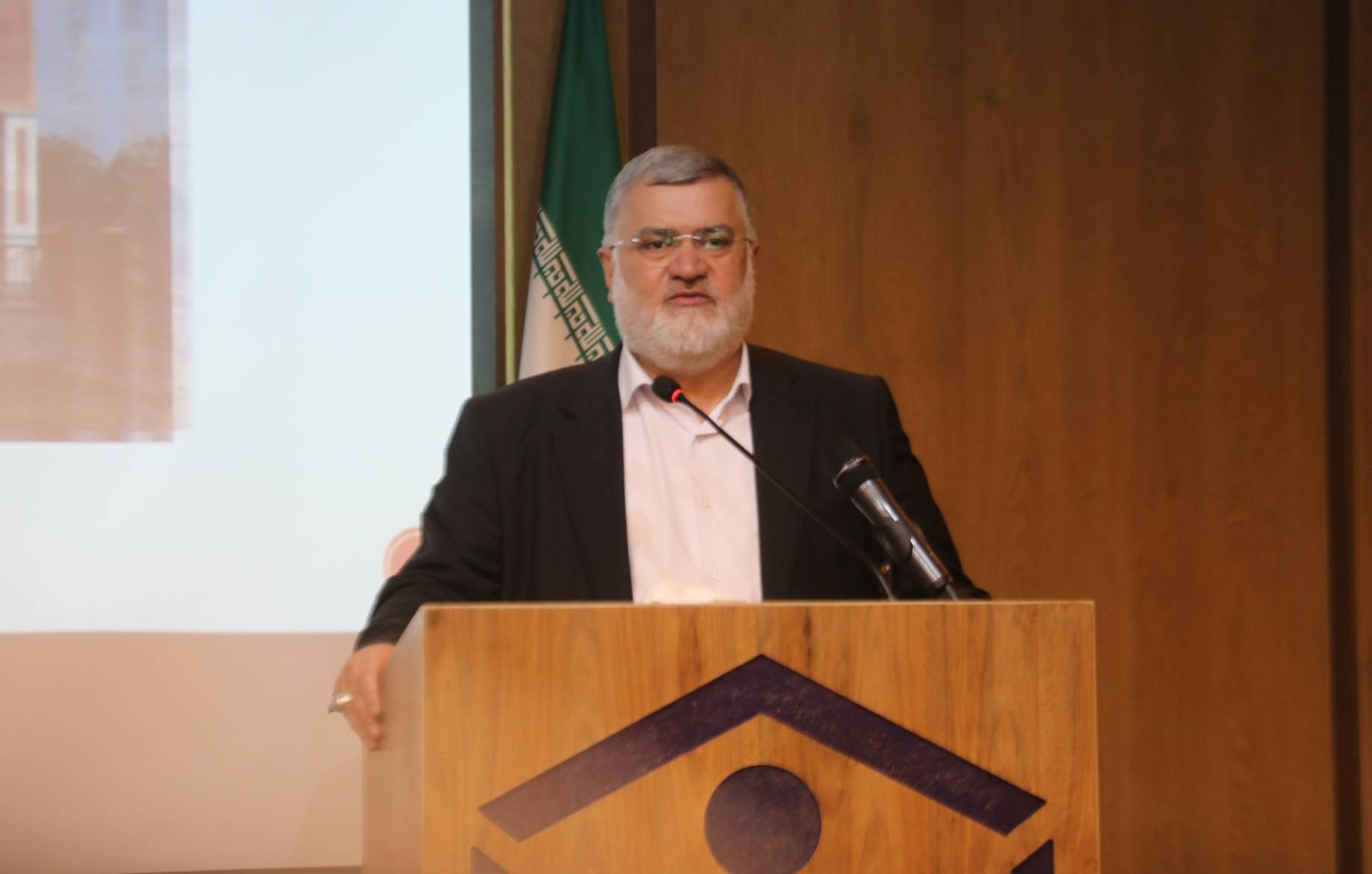 ارتقای ۷ پلهای سرانه آموزشی استان تهران ارتقای ۷ پلهای سرانه آموزشی استان تهران