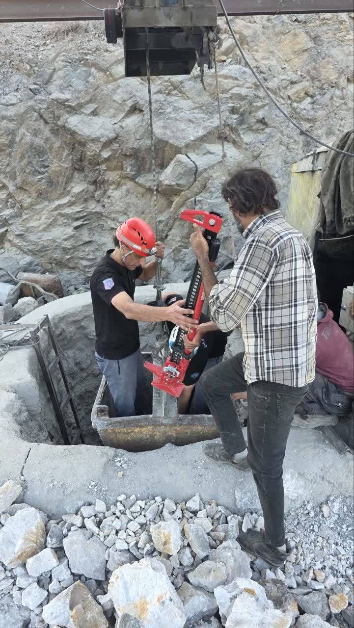 ریزش معدن در دربید با دو مصدوم