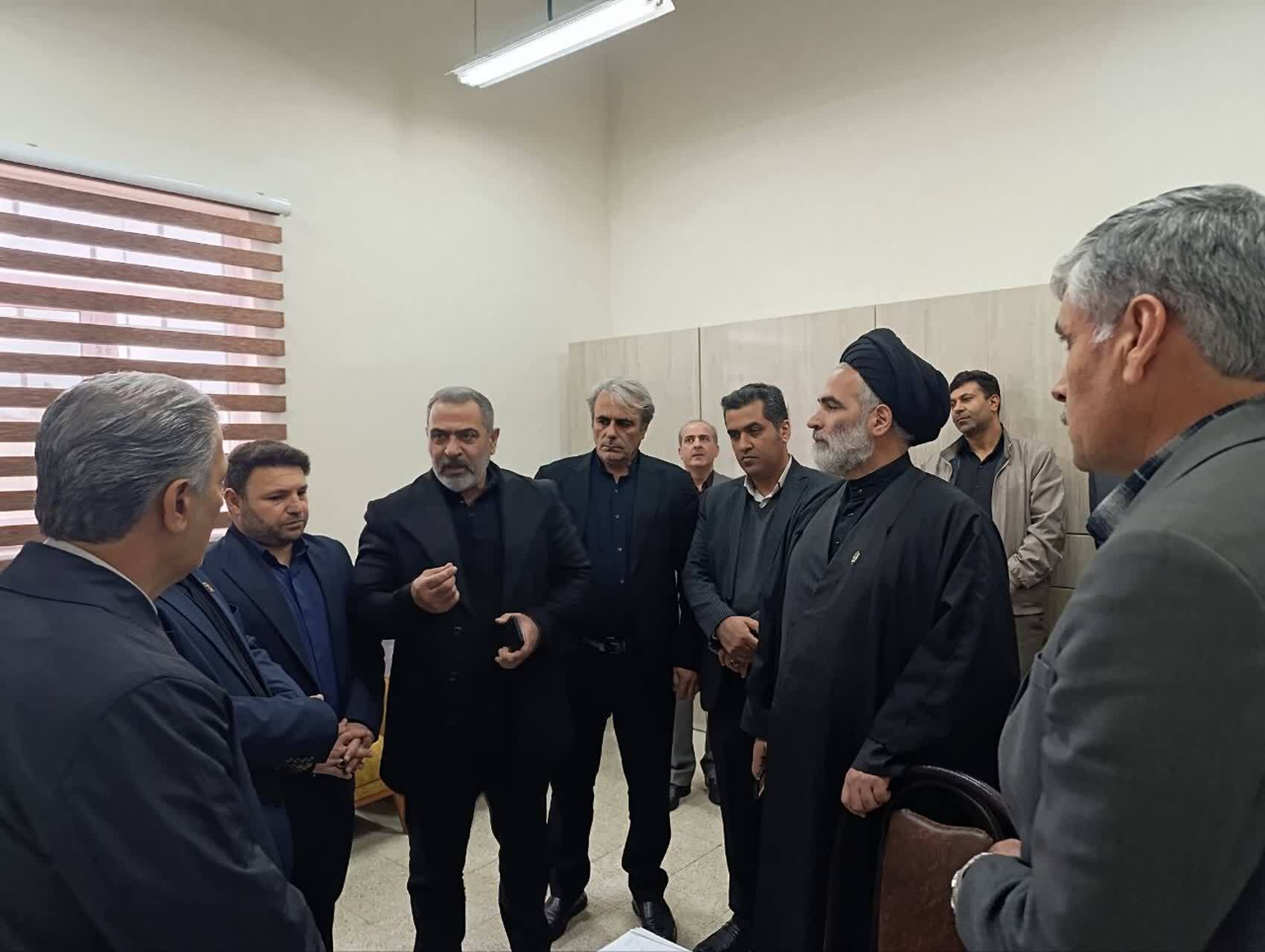 افتتاح مرکز خدمات درمانی در شهرک صنعتی سلماس افتتاح مرکز خدمات درمانی در شهرک صنعتی سلماس