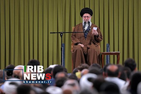 مراسم جشن میلاد حضرت زهرا سلام‌الله‌علی‌ها در حسینیه امام خمینی (ره) با حضور رهبر انقلاب