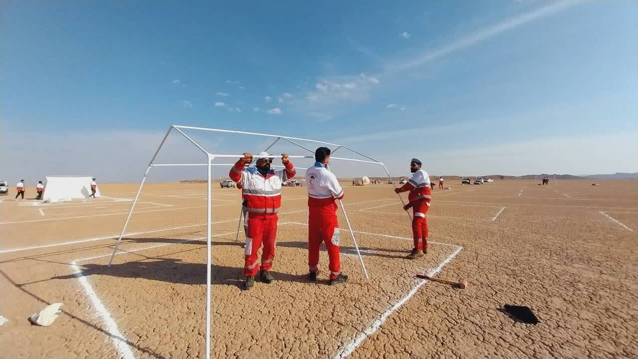 ارتقا آمادگی دادرسان پیشرفته هلالاحمر خراسان جنوبی در کویر سهقلعه ارتقا آمادگی دادرسان پیشرفته هلالاحمر خراسان جنوبی در کویر سهقلعه