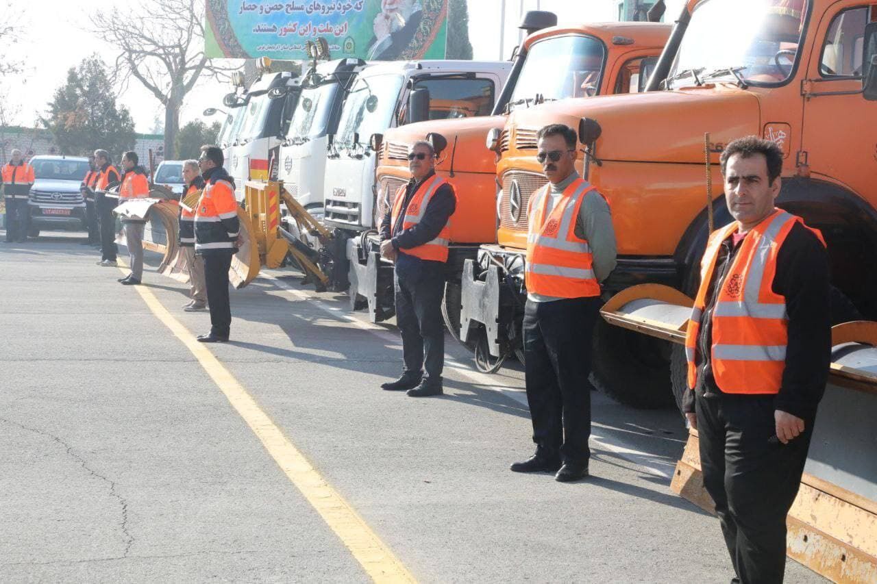آغاز رزمایش هماهنگی زمستانی راهداری با تمرکز بر گردنههای برفگیر آغاز رزمایش هماهنگی زمستانی راهداری با تمرکز بر گردنههای برفگیر